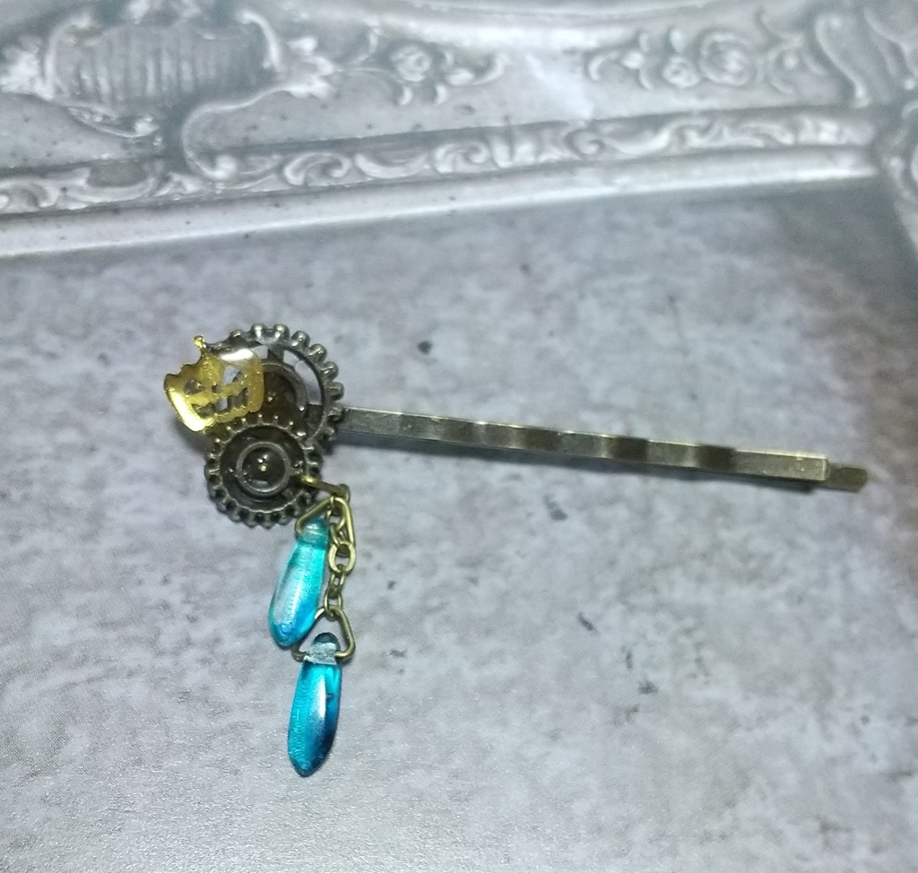 【ツイステ】パンプキン騎士のヘアピン(左右セット)