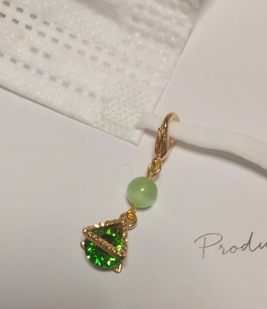 【ツイステ】イバラの谷のマスクチャーム