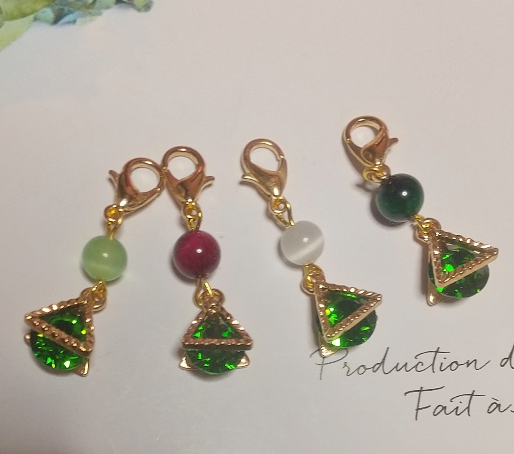 【ツイステ】イバラの谷のマスクチャーム