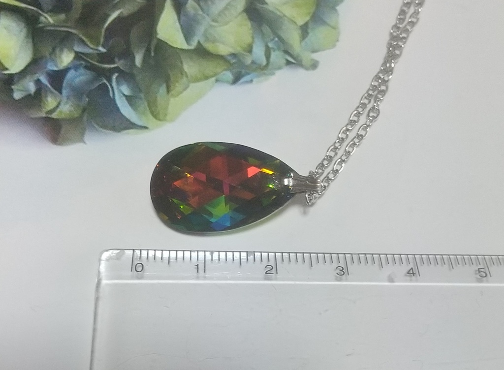 【ツイステ】妖精の瞳のペンダント