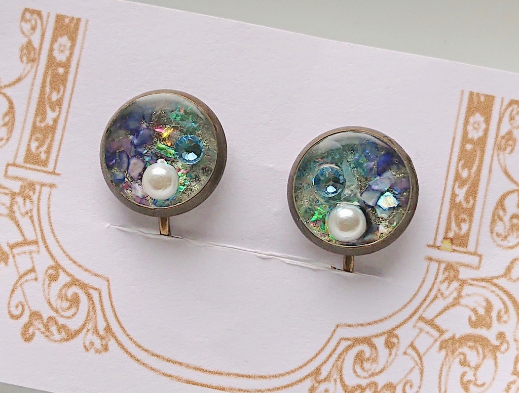 空のしずくイヤリング