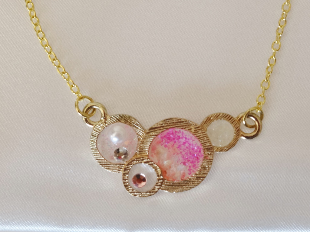 空のしずくネックレス