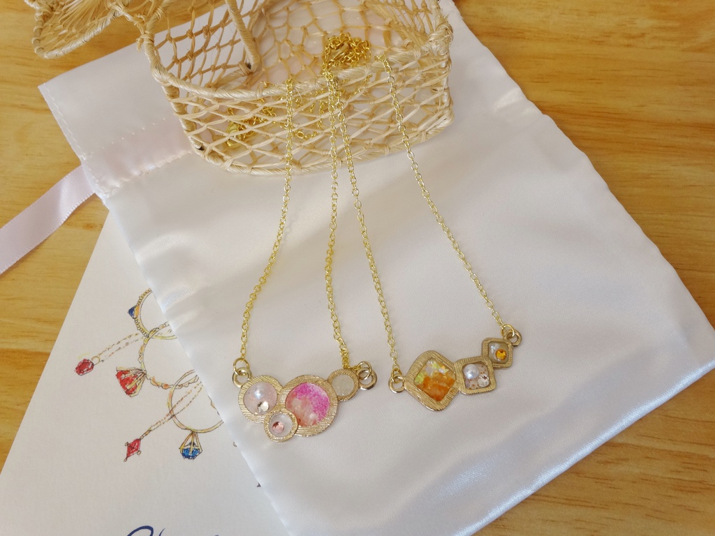 空のしずくネックレス