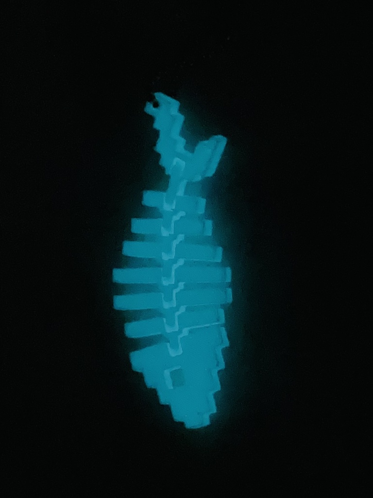 光る!ぐにゃぐにゃpixel魚ストラップ