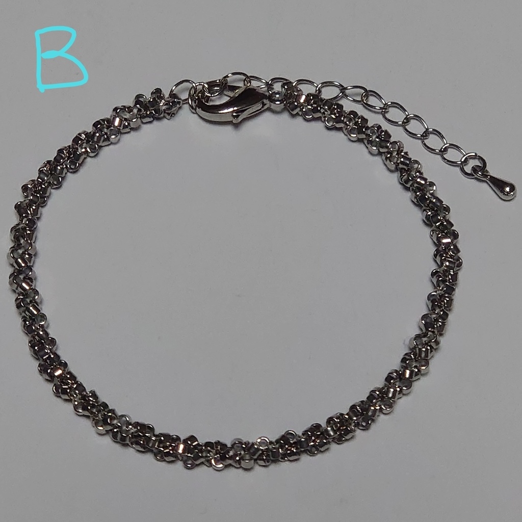 デリカビーズのチェーン風ブレスレット