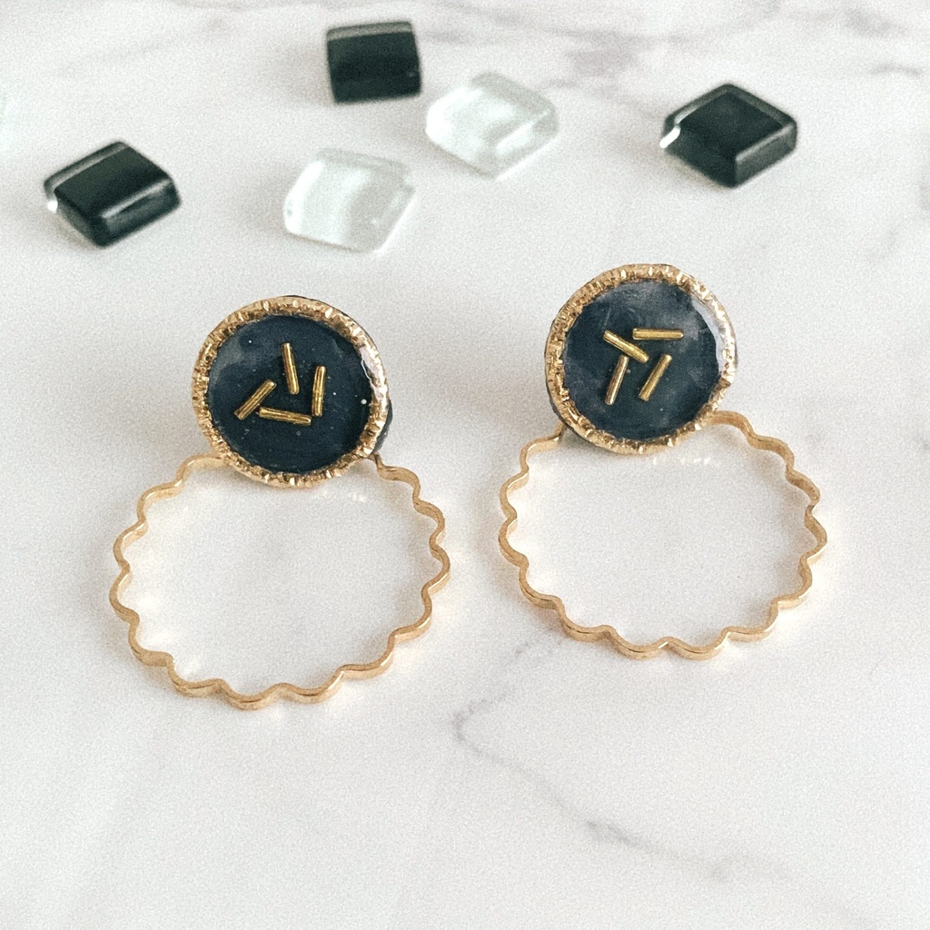 ピアス / イヤリング