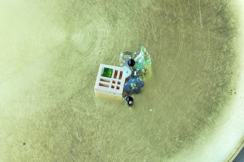 組子花格子アクセサリー 膝丸