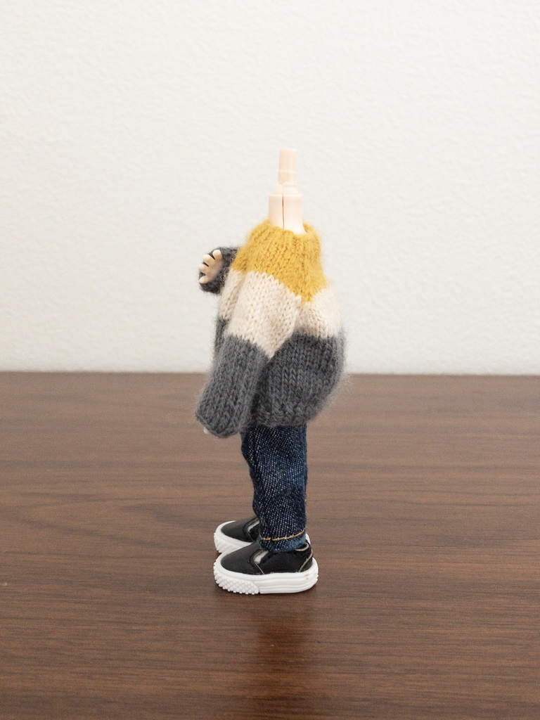 トリコロールセーター