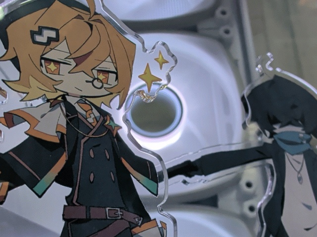 くろかみのアクリルフィギュア