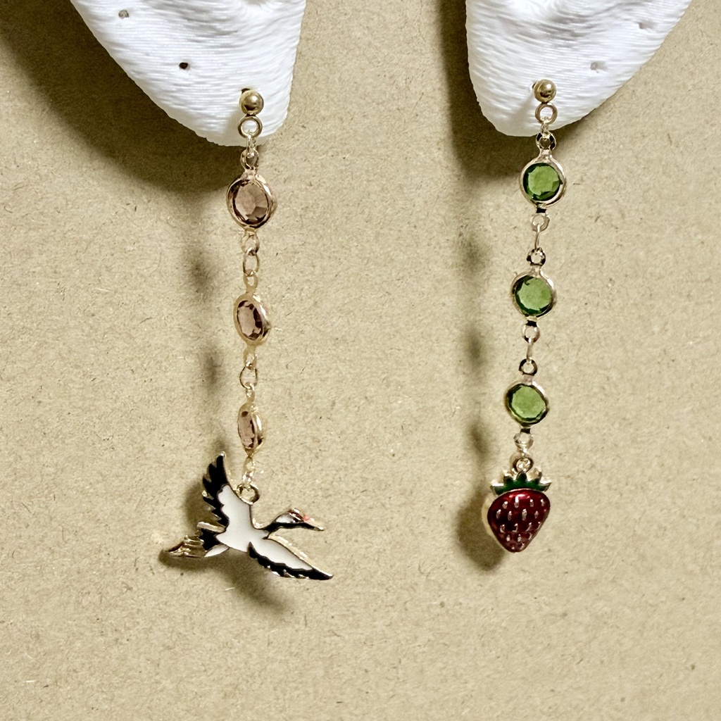 キラキラのふたりピアス