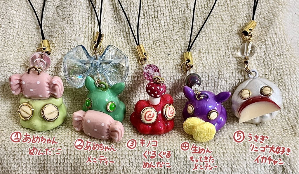 海の生き物ストラップ5種(メンダコ、イカ)