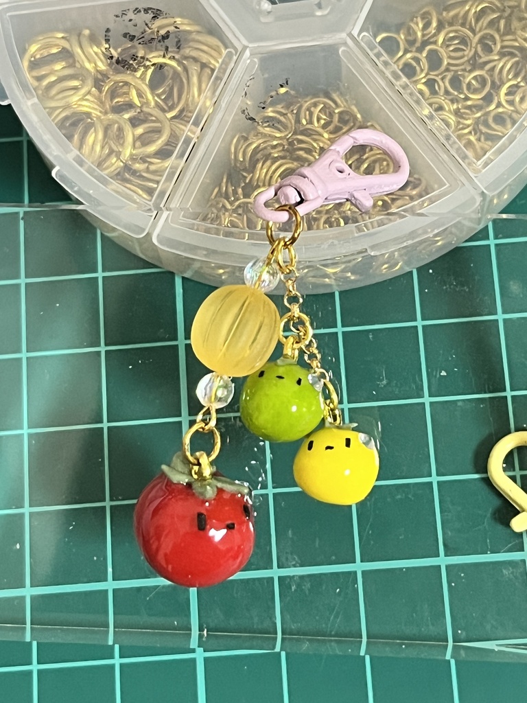 とまちょチャーム