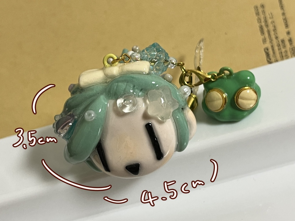 緑の女の子のオリキャラストラップ