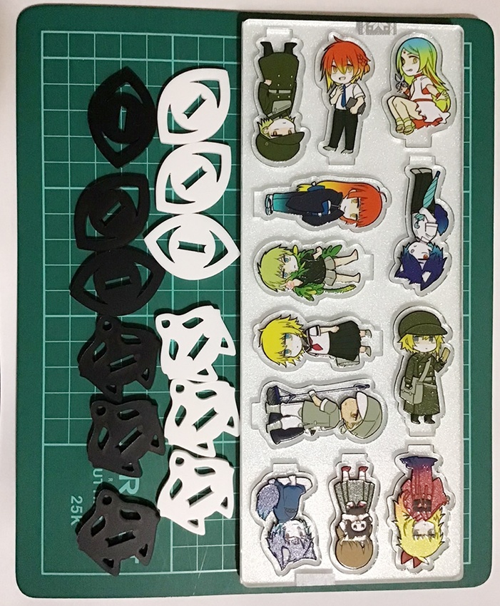 不法滞在&大咬様アクスタセット