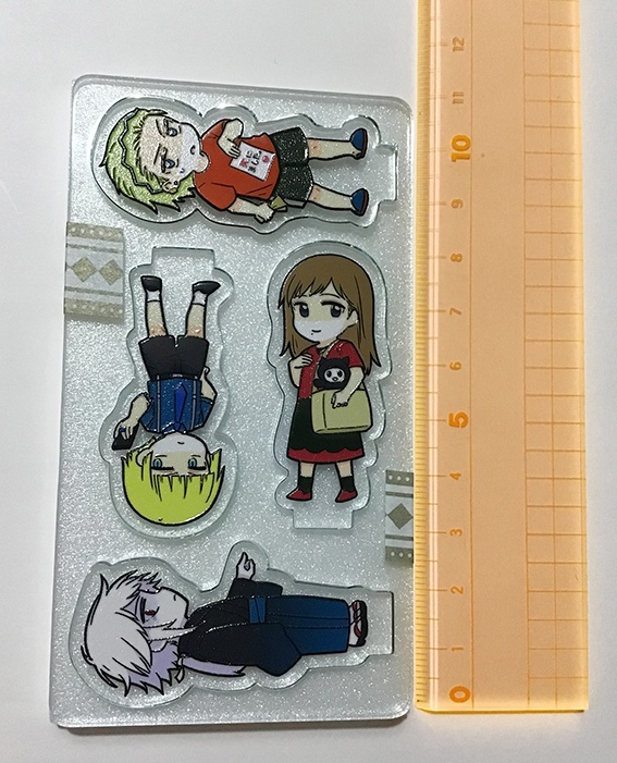 不法アクスタ#2+花崗アクスタ