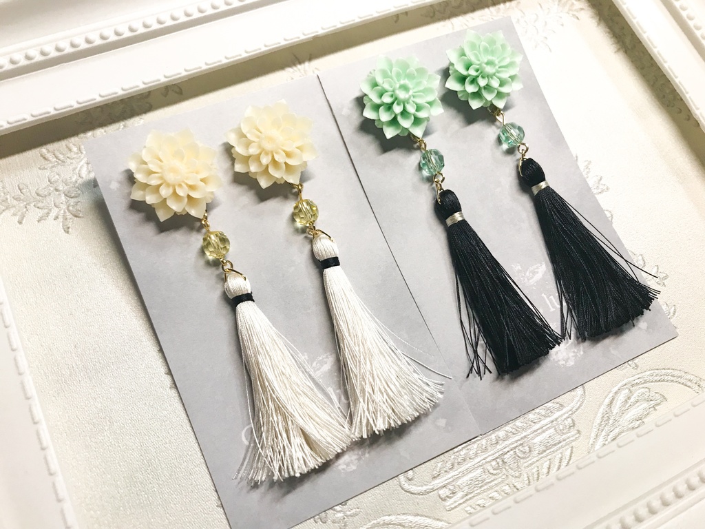 刀剣男士イメージタッセルピアス(頒布終了)