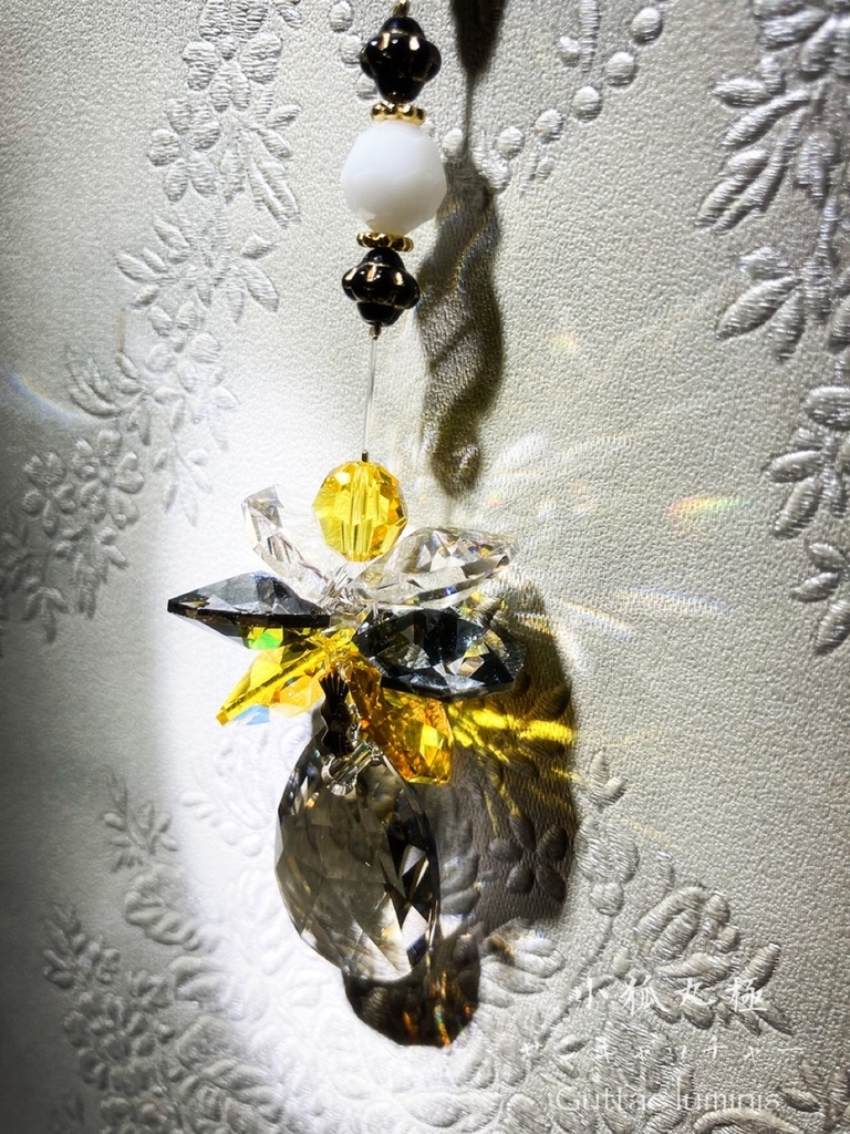 頒布終了・小狐丸極イメージサンキャッチャー(ミディアムサイズ)