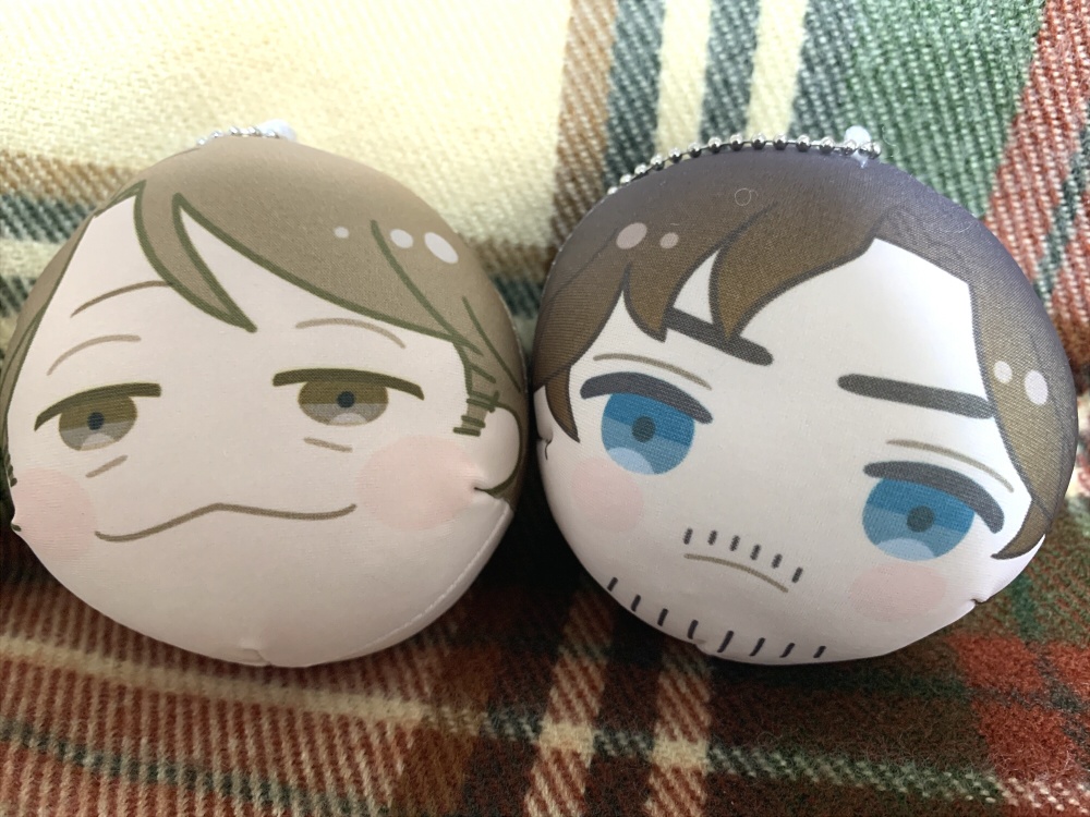 MURDER HUSBANDSおもちクッションストラップ