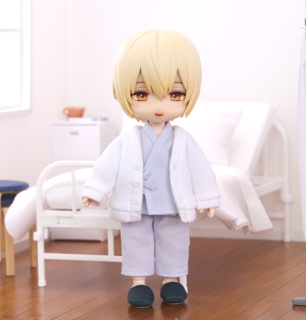 カーディガンホワイト