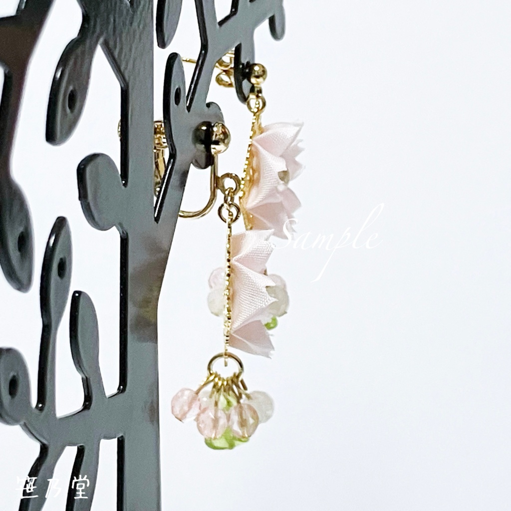 つまみ細工 和小物 桜のピアス/イヤリング