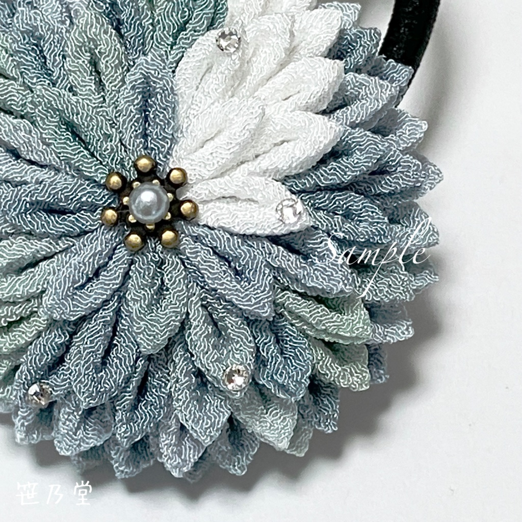 つまみ細工 和のヘアゴム〜雲引く山〜