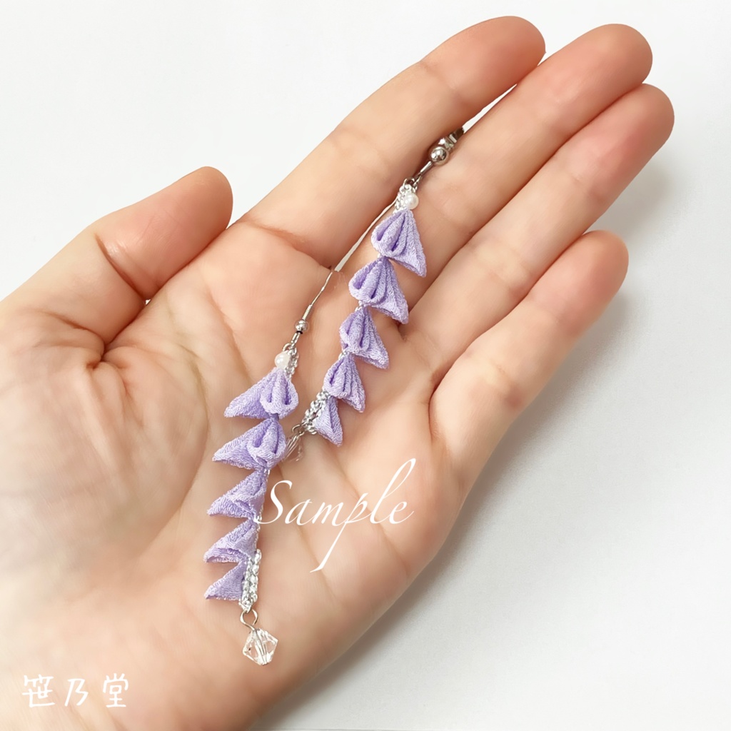 つまみ細工 和小物 藤の耳飾り=紫=