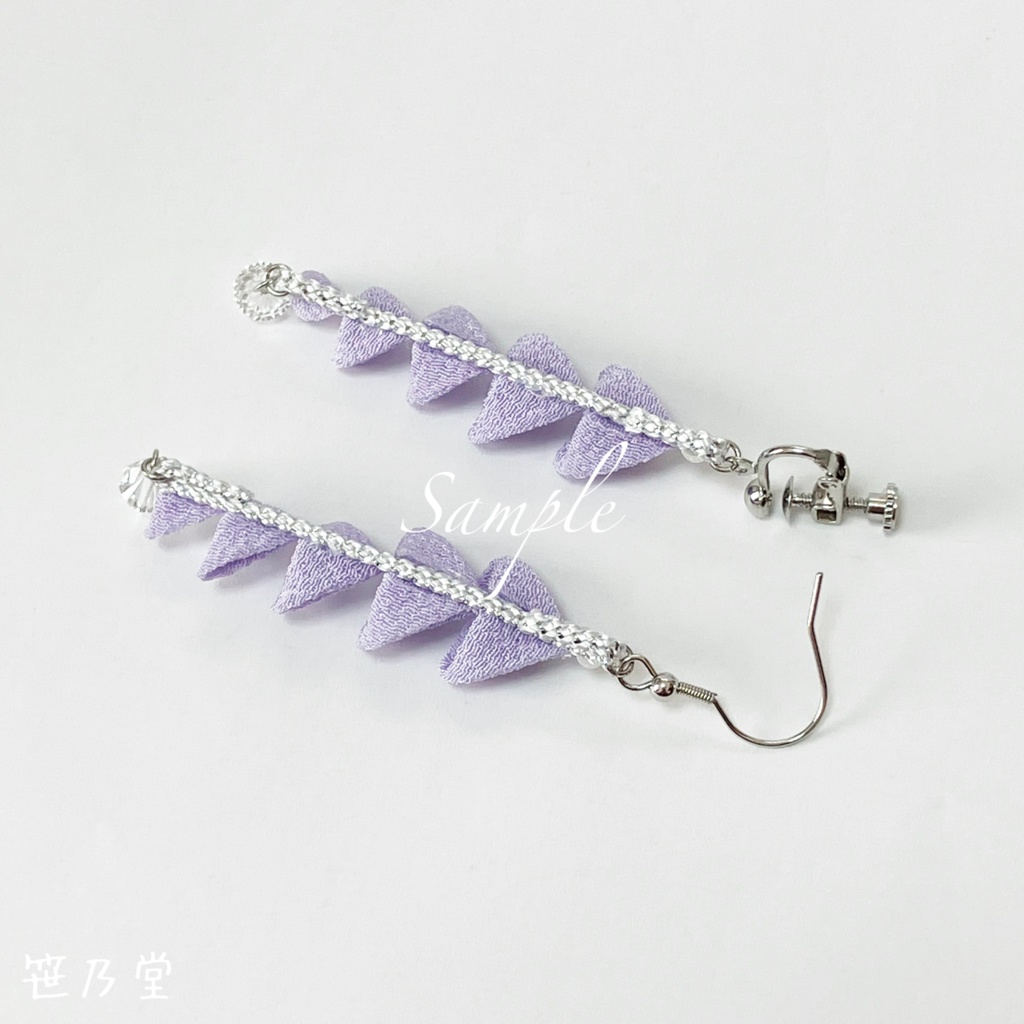 つまみ細工 和小物 藤の耳飾り=紫=