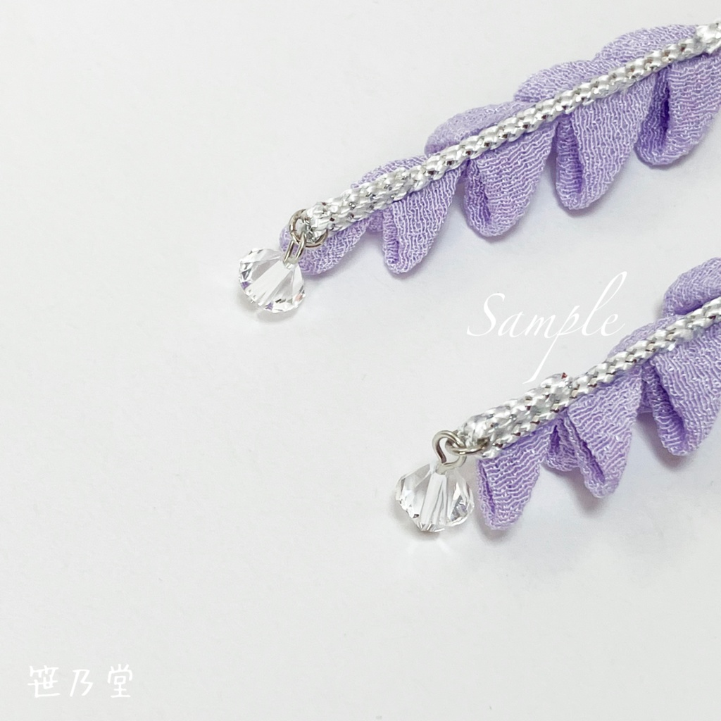 つまみ細工 和小物 藤の耳飾り=紫=