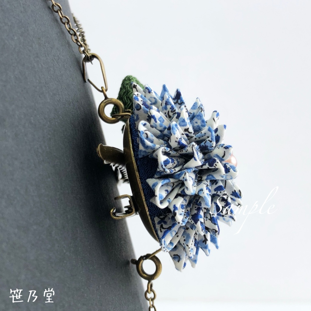 つまみ細工 2Wayクリップのネックレス