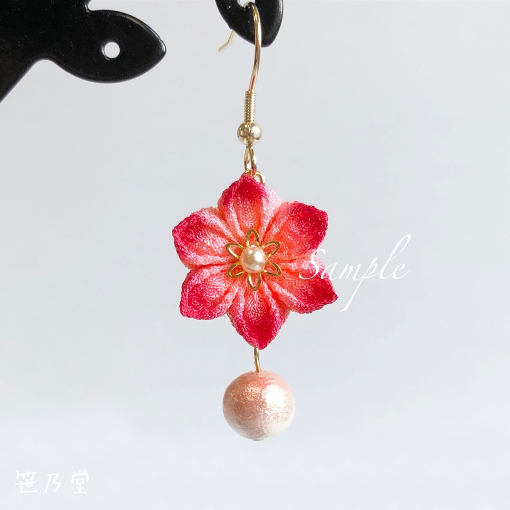 つまみ細工 和小物 耳飾り(ピアス/イヤリング)