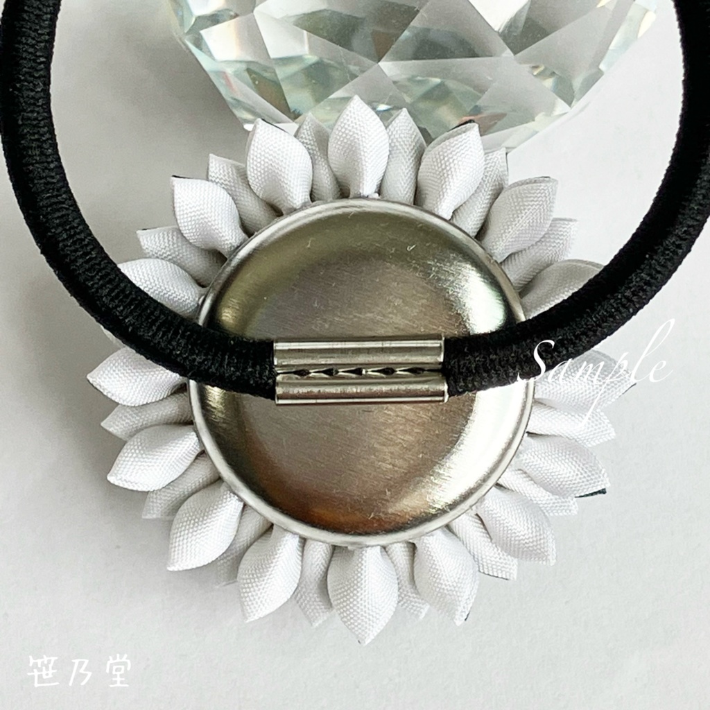 つまみ細工 和のヘアゴム〜永久(とこしえ)〜