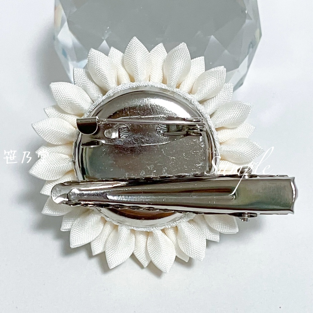 つまみ細工 和のクリップ~白南風〜
