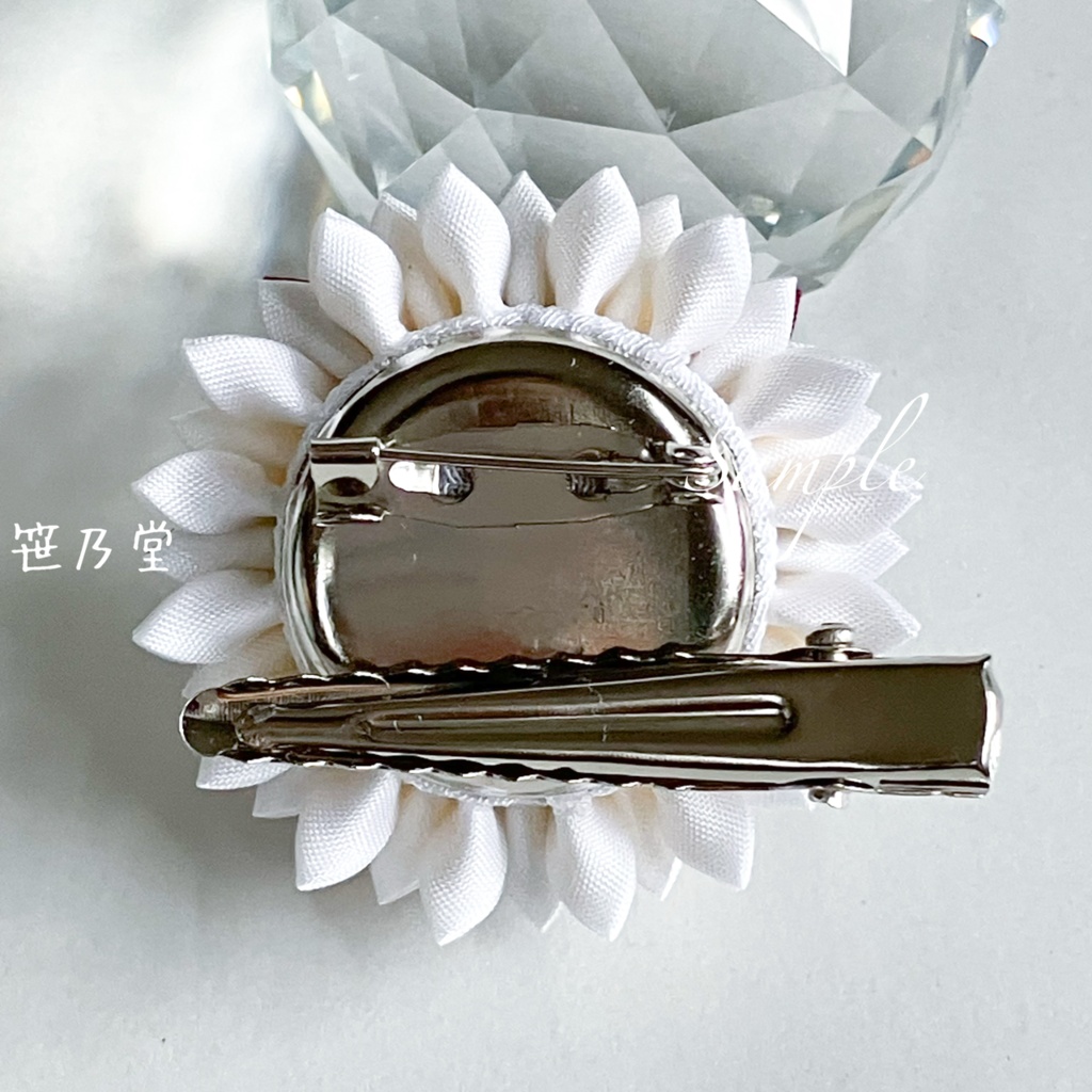 つまみ細工 和のクリップ~曲芸師~
