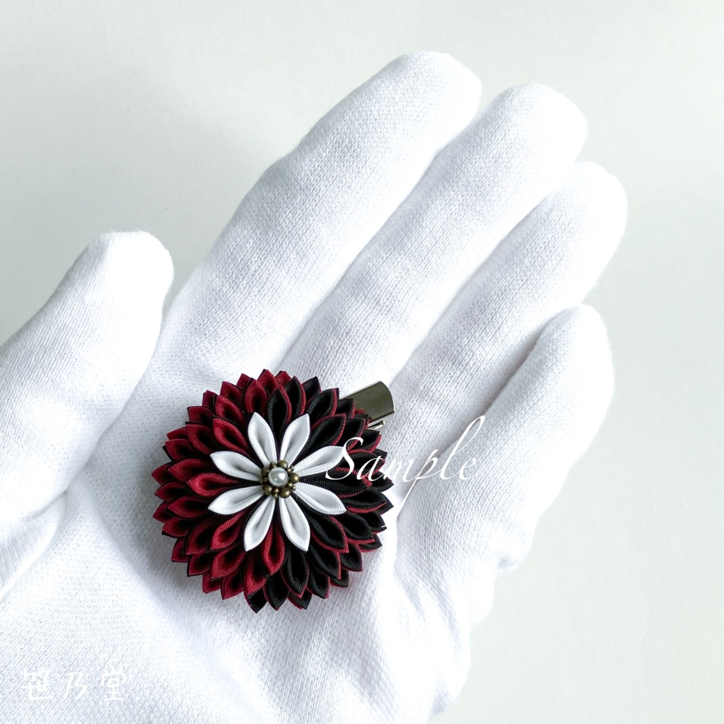 つまみ細工 和のクリップ〜HALLOWEEN VAMPIRE〜