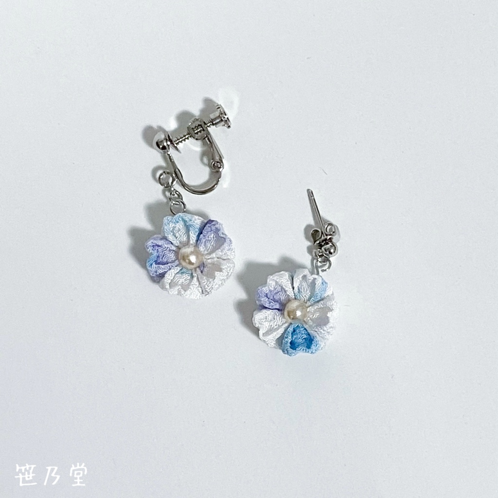 つまみ細工 和小物 桜の耳飾り（ピアス／イヤリング）