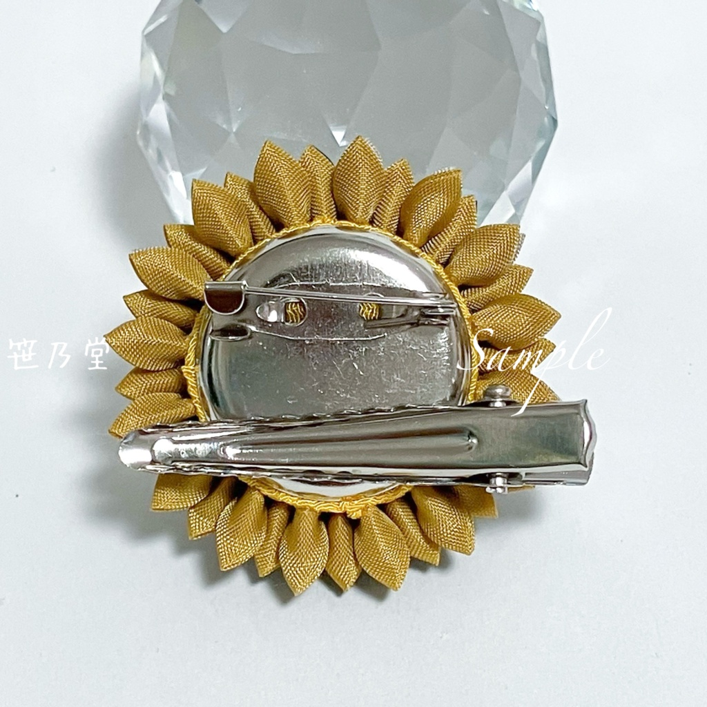 つまみ細工 和のクリップ~深森月(しんしんげつ)〜