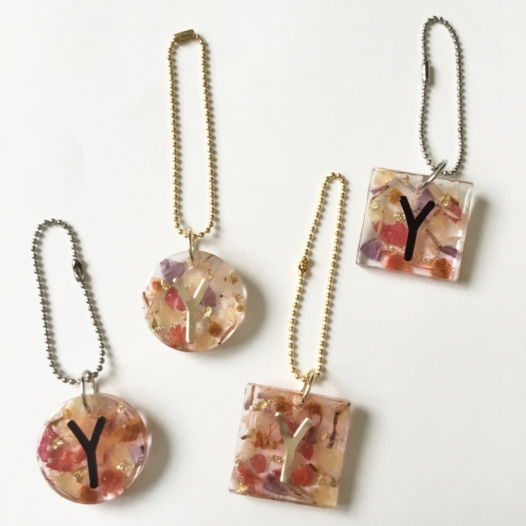 【呪術廻戦】スクエア■推し花イニシャルキーホルダー