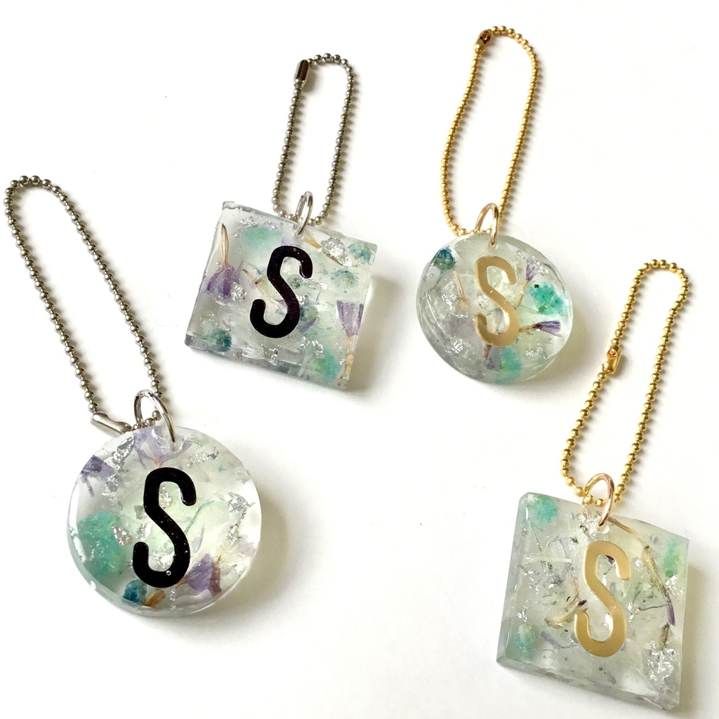 【呪術廻戦】ラウンド●推し花イニシャルキーホルダー