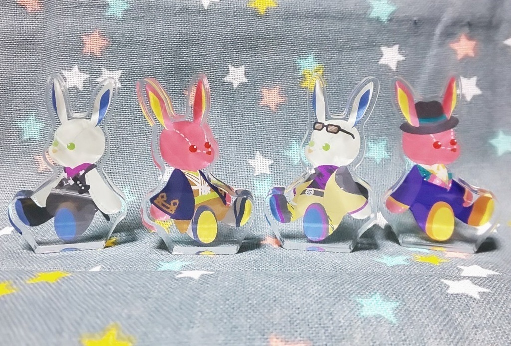 アクリルフィギュア