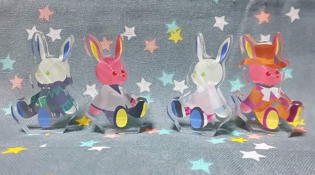 アクリルフィギュア