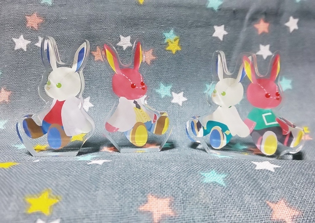 アクリルフィギュア