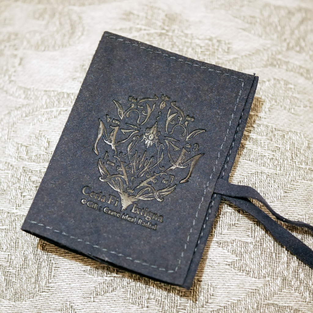 CfIXアクセサリーポーチ