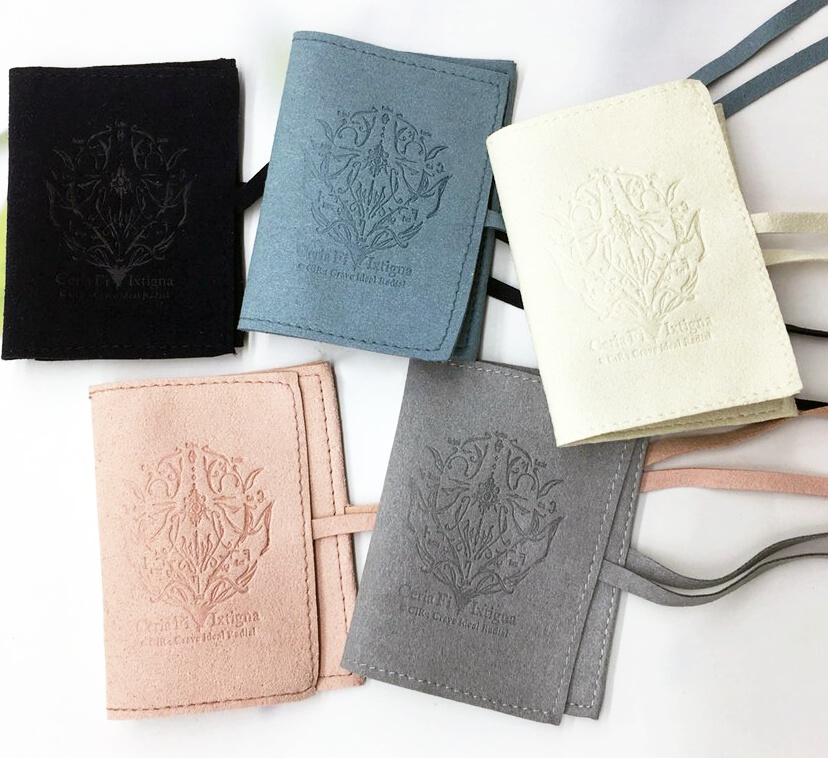 CfIXアクセサリーポーチ