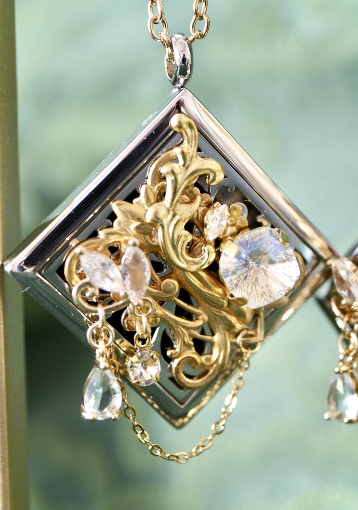 セミオーダー : EXA - 古代都市の装身具(アロマペンダント)