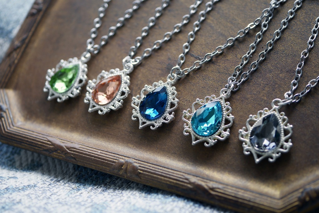 （B級品）ネックレス「Orelia」