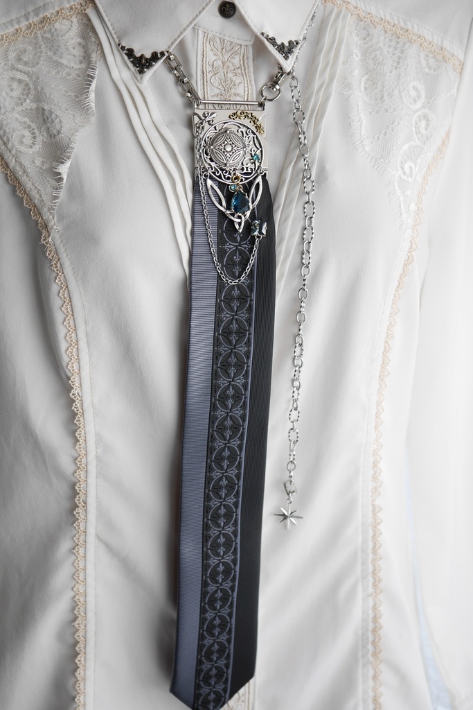 チェーンネクタイ「Tynada」