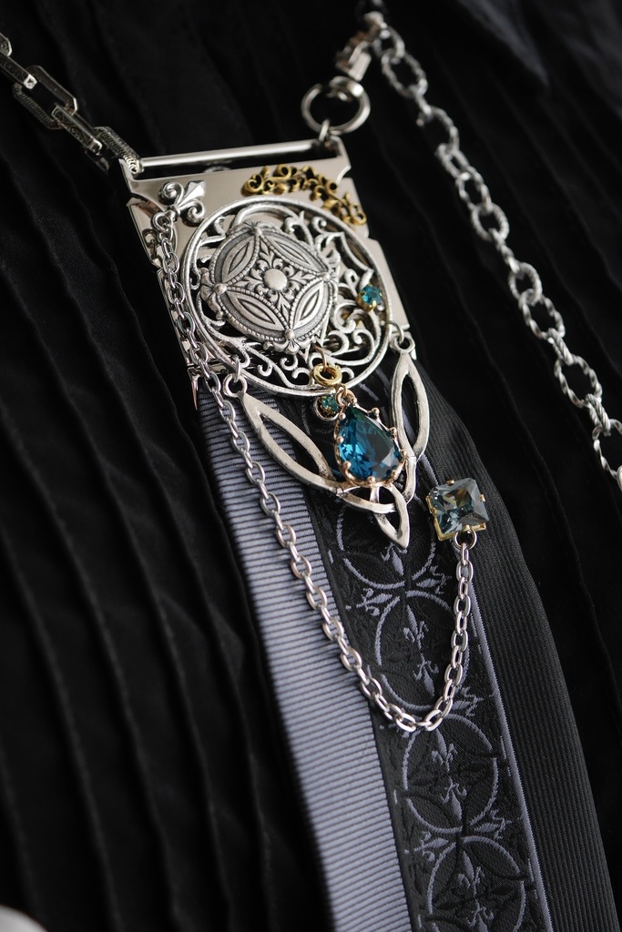 チェーンネクタイ「Tynada」