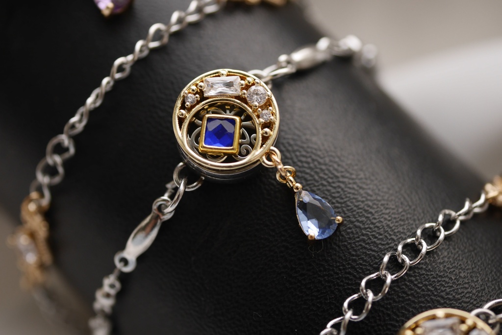 アロマ・ブレスレット「REVS II - 聖女の腕飾り -」月花・星花Ver.