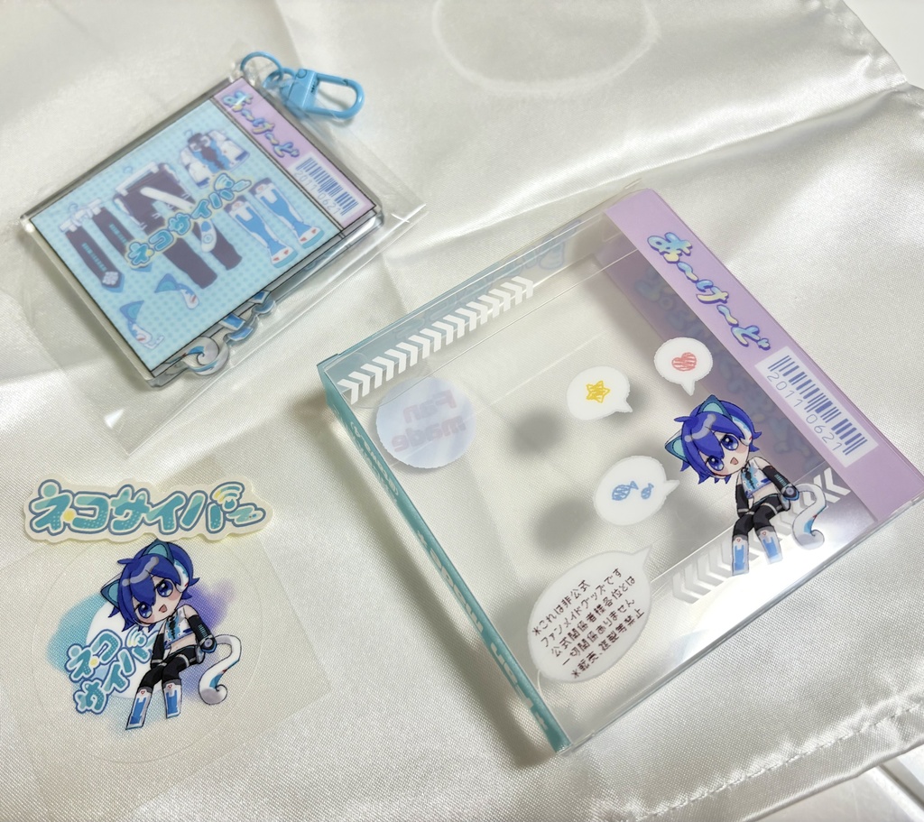 ネコサイバーグリッターアクキー