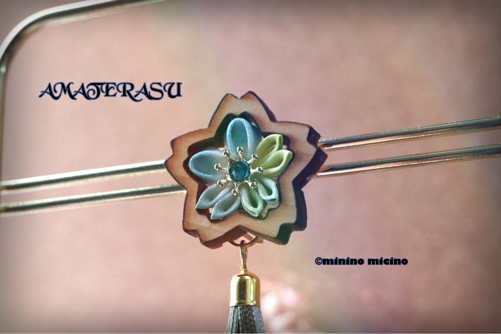 天照 桜 青緑 つまみ細工イヤリング&ピアス タッセル付 1点売り